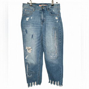 Jucy Judy Distressed and Embellished Cropped Jean